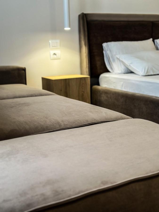 Alexander Rooms Durres Exterior photo